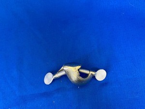 lot 22 image: 30 - Large Heavy Duty Dual Clamps Neverust