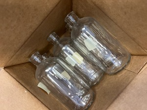 lot 79 image: 8 - round bottom glass no stopper 12oz