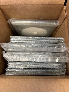 lot 81 image: 90 - wire gauze ceramic center 6x6