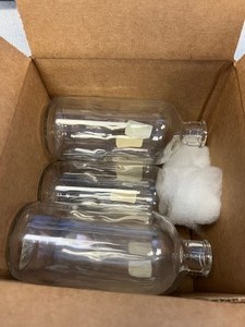lot 86 image: 8 - round bottom glass no stopper 12oz