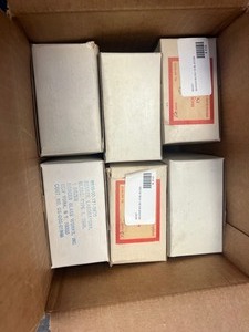 lot 118 image: 72 - 15ml Microbeakers