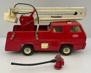 Vintage Tonka Snorkel Fire Truck With Hydrant (Broken And Missing Pieces)