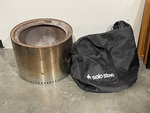 lot 1 image: Solo Stove with Carry Bag
