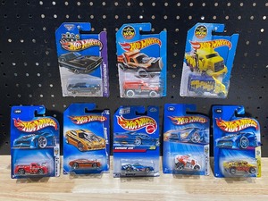 lot 39 image: Hot Wheels