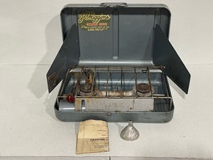lot 66 image: Camp Stove