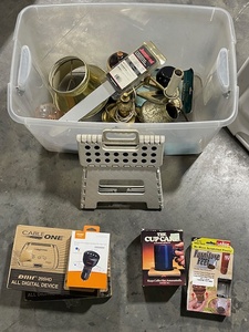 lot 70 image: Household Items