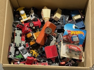 lot 76 image: Vintage Hot Wheels and More