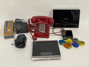 lot 78 image: Vintage Items, Electronics