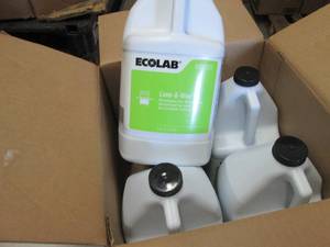 4 Gallons EcoLab Lime A Way...