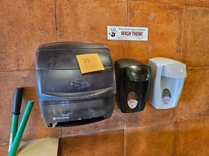lot 20 image: Assorted Commercial Janitorial Supplies