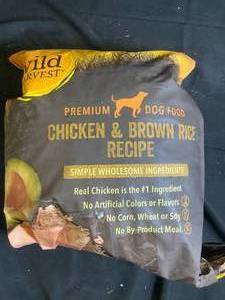 Wild Harvest Premium Dog Food Chicken & Brown Rice Recipe - 14LB