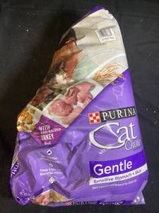 Purina Cat Chow Gentle Dry Cat Food, Farm Raised Turkey Flavor - 13LB
