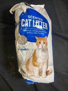 Essential Everyday Scented Cat Litter - 10LB, Fresh and Clean Scent