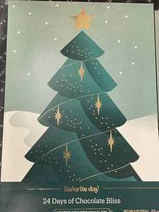 lot 255 image: 3 Advent Calenders and 2 boxes of Fun Fetti