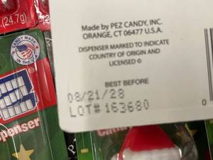 lot 384 image: Pez 10 pack NO2&nbspBest&nbspBy 08212028