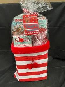 lot 201 image: Christmas Craft and Cookies Kit