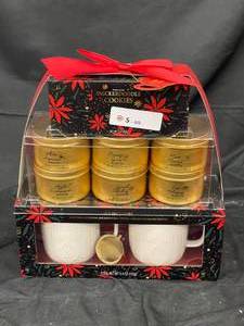 lot 538 image: Tea and Cookies with Cups and strainer