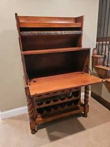 lot 11 image: Standing Chest Bar and Wine Storage
