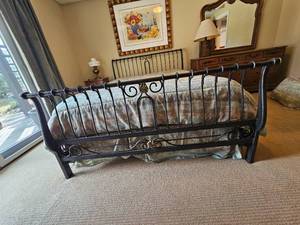 lot 30 image: Scrolled Steel Queen Bedframe Gold Scallops