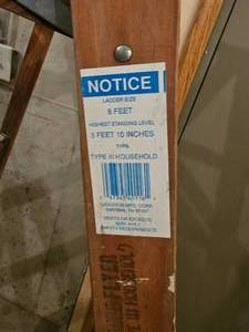 lot 160 image: Wooden 6 Footstep Ladder
