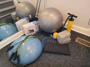 lot 84 image: Bodyweight Fitness Essentials Collection (9)