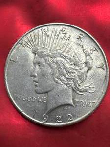 lot 24 image: 1922 Silver Peace Dollar