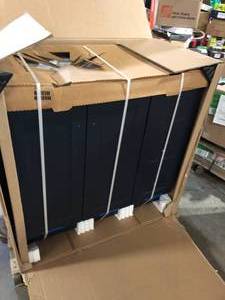 lot 3 image: Glacier Bay Bannister 37 in. W x 19 in. D x 35 in. H Single Sink Bath Vanity in Deep Blue with White Cultured Marble Top customer return see pictures