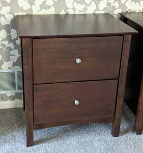 lot 3 image: Pair of Espresso Wood Nightstands