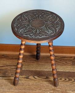 lot 30 image: Petite Vintage Floral Carved Wood Stool