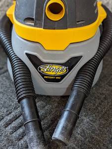 lot 112 image: Stinger Portable Wet Dry Vac
