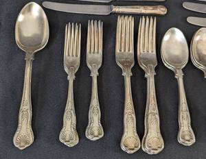 lot 125 image: Sheffield Silver Plated Flatware Set