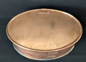 lot 132 image: Smith and Hawken Copper Shaker Box