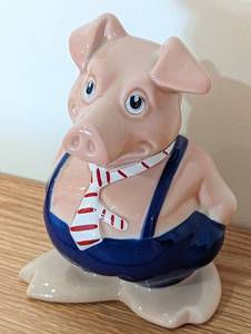 lot 148 image: Vintage Ceramic Wade Piggy Bank