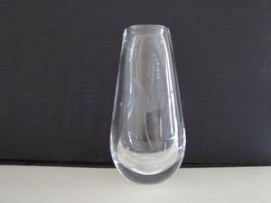 lot 57 image: Vintage Signed Orrefors Crystal Vase w Hand-Etched Flower (#171) - Own a Piece of Swedish Design History