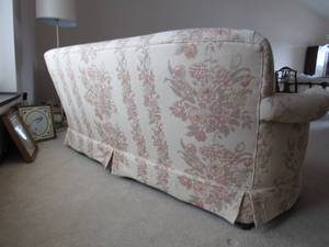 lot 14 image: Vintage MCM sofa recovered Henredon