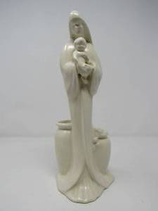 lot 95 image: Vintage Madonna Figureplanter with child and Antique lacquered Triptych in Florentine Italian  Madonna and Child and lacquer book