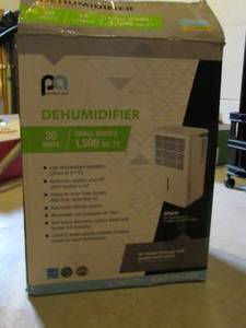 lot 125 image: Dehumidifier 14 liters for small spaces
