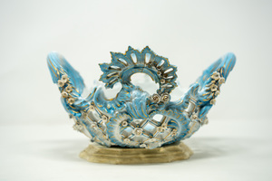 lot 21 image: Antique Dresden China--Blue and Gold Asian style bowl with base and historic newspaper article about a like piece