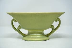 lot 34 image: Vintage Red Wing by RumRill art pottery planter #693 Large 10 Wide  1930