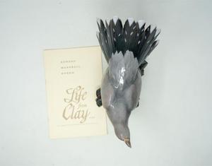 lot 43 image: Vintage Boehm Pottery Bird  Life From Clay