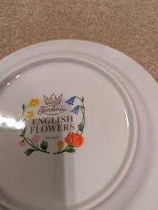 lot 62 image: Vintage Dinner plates