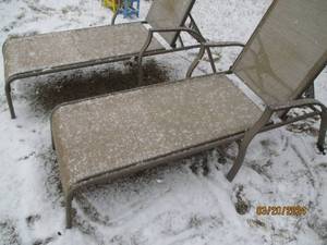 lot 12 image: Set of Two Outdoor Patio Chaise Lounge Chairs