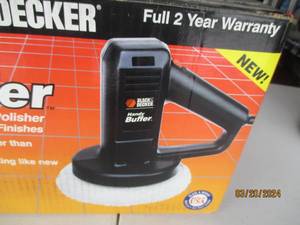 lot 20 image: Black & Decker Handy Buffer Random Orbit Polisher Model 9555