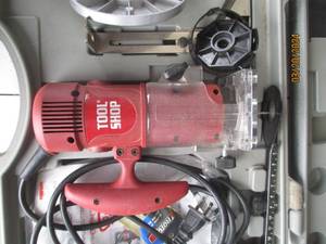 lot 23 image: Tool Shop Router with Accessories and Storage Case