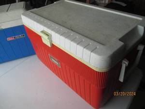 lot 52 image: Vintage Coleman and Thermos Insulated Coolers