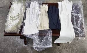 lot 29 image: Lot of VTG Womens Dress Gloves - 7 Pair
