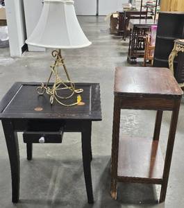lot 41 image: Pair of Unmatched VTG End Tables w Night Light - untested