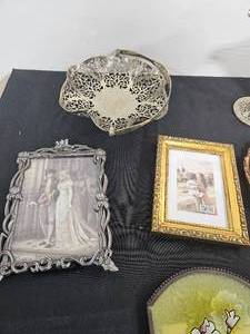 lot 252 image: VTG Frames, Mirrors, Tray and other Home Decor