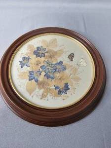 lot 127 image: Wooden Round Frame Pressed Flowers & Butterflies Signed by Artist Joanna Sheen