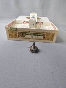 lot 173 image: VTG Allen Bradley Distributor Packs Type J